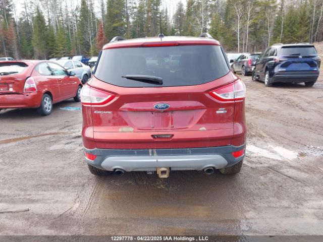 1FMCU9G92FUC48063 Ford ESCAPE SE