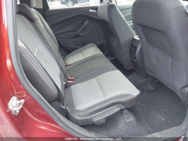 1FMCU9G92FUC48063 Ford ESCAPE SE