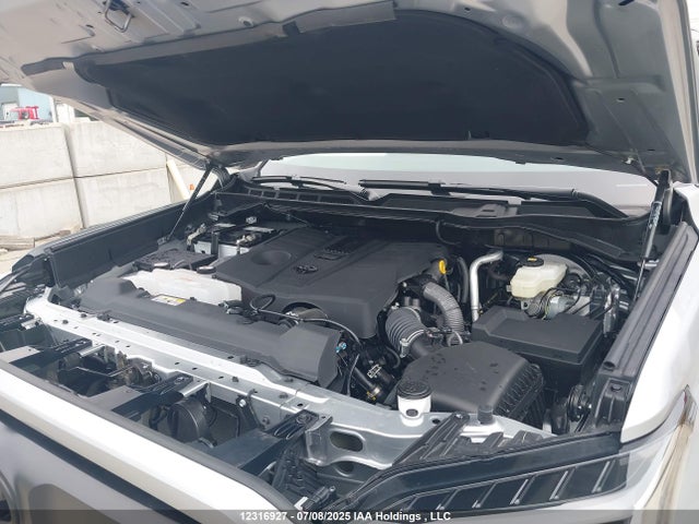 Toyota v35a-fts 2024 5TFWA5DB8RX220409 Image 10