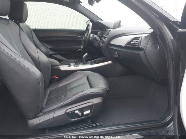 WBA2H9C33HV987054 BMW 2017
