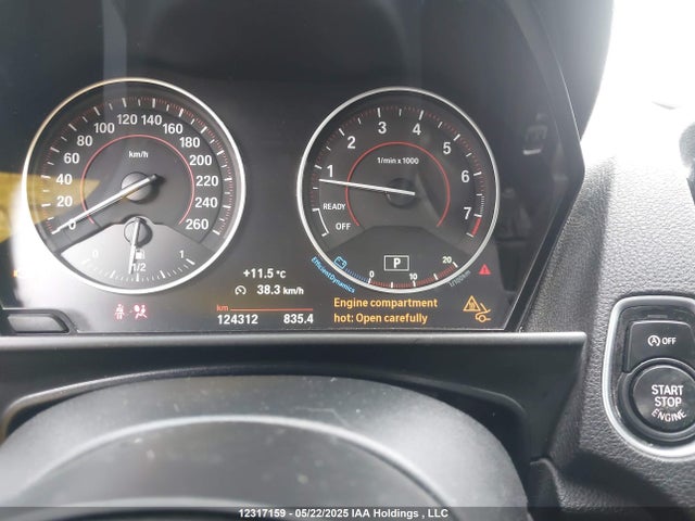 WBA2H9C33HV987054 BMW 2017