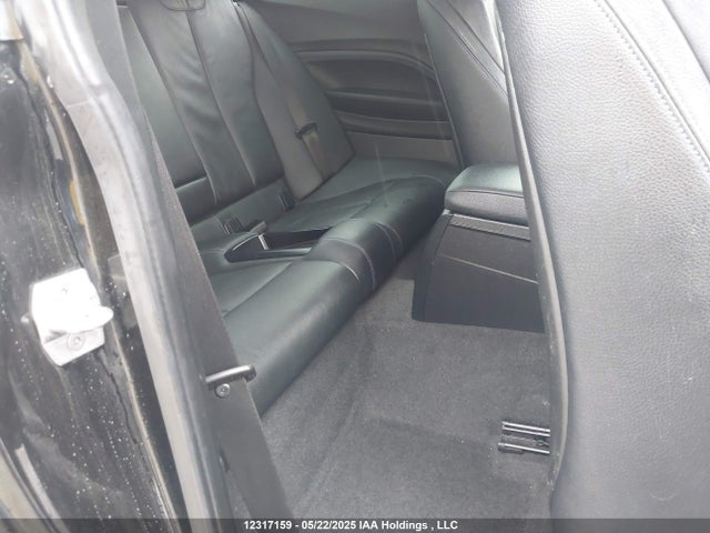 WBA2H9C33HV987054 BMW 2017