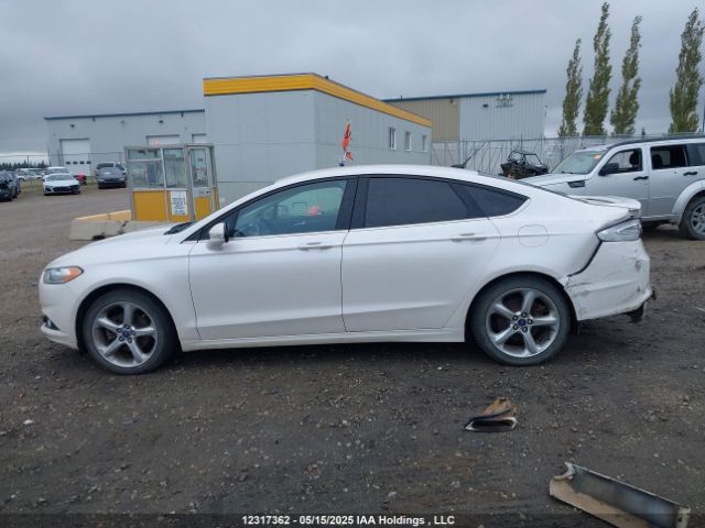 3FA6P0H9XER105425 Ford FUSION SE