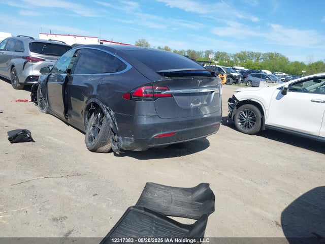 5YJXCBE24LF280829 Tesla MODEL X