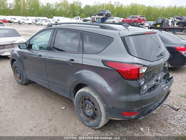 1FMCU9GD0KUC12628 Ford ESCAPE SE