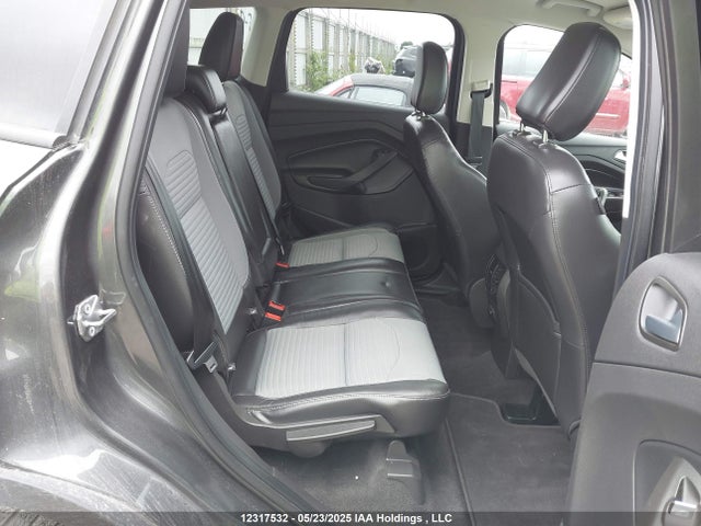 1FMCU9GD0KUC12628 Ford ESCAPE SE