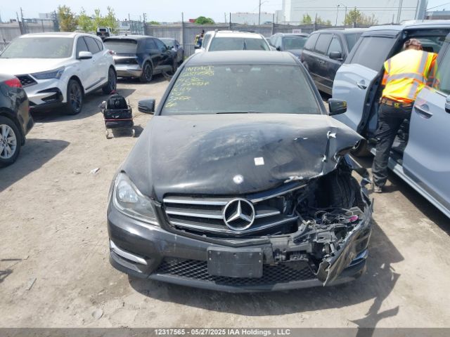 WDDGF8AB2EG224757 Mercedes-Benz C 300 4matic