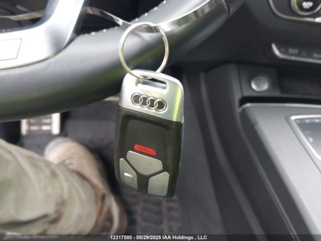 WA1FNAFY1L2078059 Audi Q5 Titanium Prestige