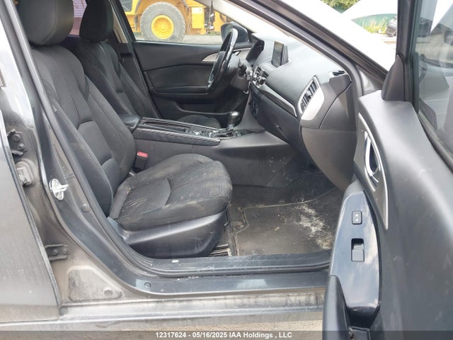 JM1BN1V73J1162268 Mazda pe