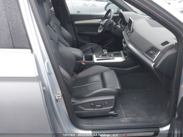 WA1FNAFY0J2007500 Audi Q5 Technik S-line