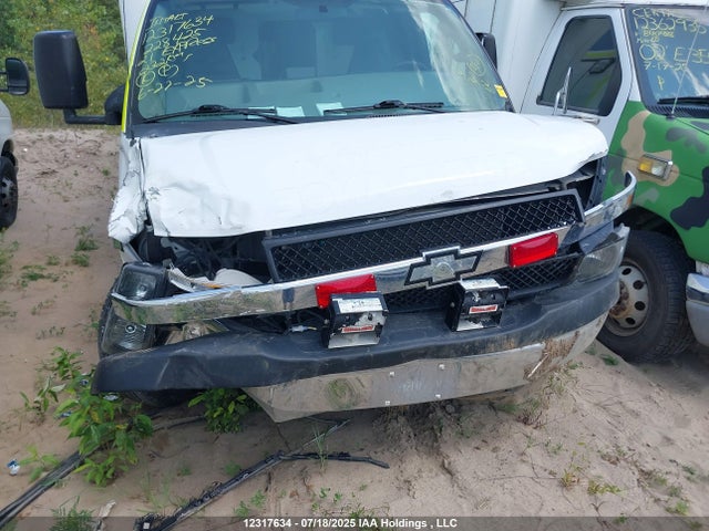 1GB3GRC75M1228425 Chevrolet l8t