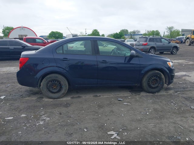 1G1JA5SH5F4161116 Chevrolet Sonic Ls Auto