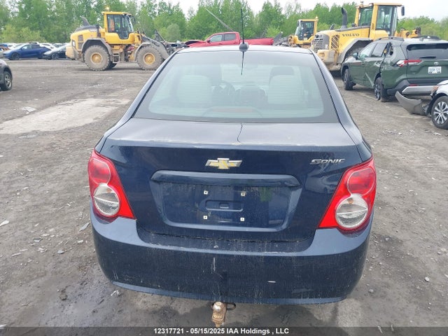 1G1JA5SH5F4161116 Chevrolet Sonic Ls Auto