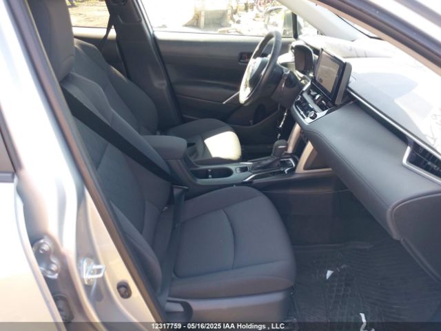 7MUCAABG0PV055913 Toyota Corolla Cross Le