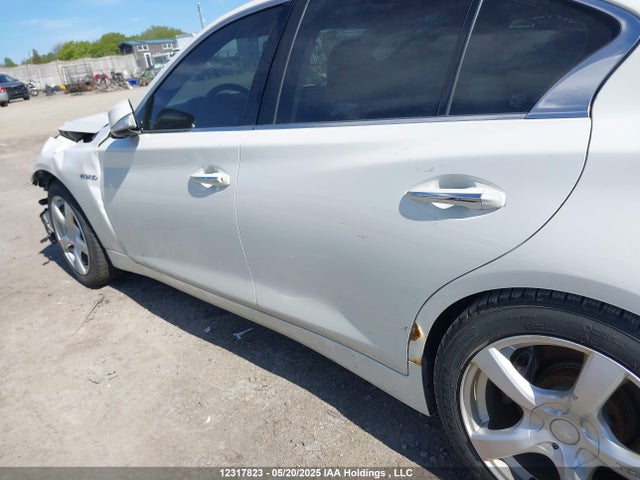 JN1AV7AR9EM702932 Infiniti 2014