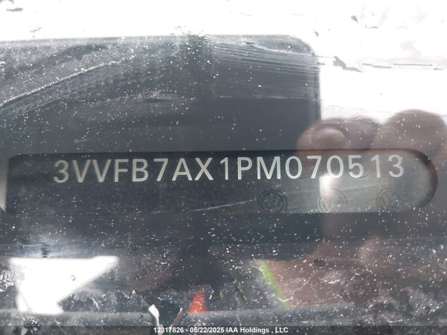 3VVFB7AX1PM070513 Volkswagen Tiguan Trendline
