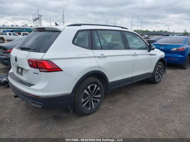 3VVFB7AX1PM070513 Volkswagen Tiguan Trendline