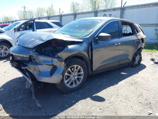 1FMCU9G64NUB31685 Ford ESCAPE SE
