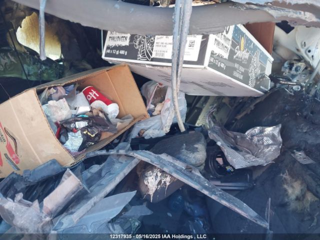 1FMCU9G64NUB31685 Ford ESCAPE SE