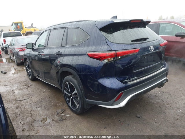 5TDLZRBH3NS213345 Toyota Highlander