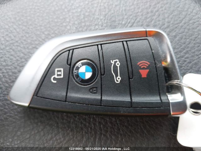 WBXHT3C35G5E52563 BMW X1