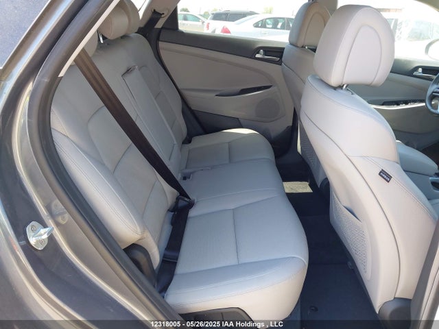 Hyundai 2016 2016 KM8J3CA45GU167774 Image 8
