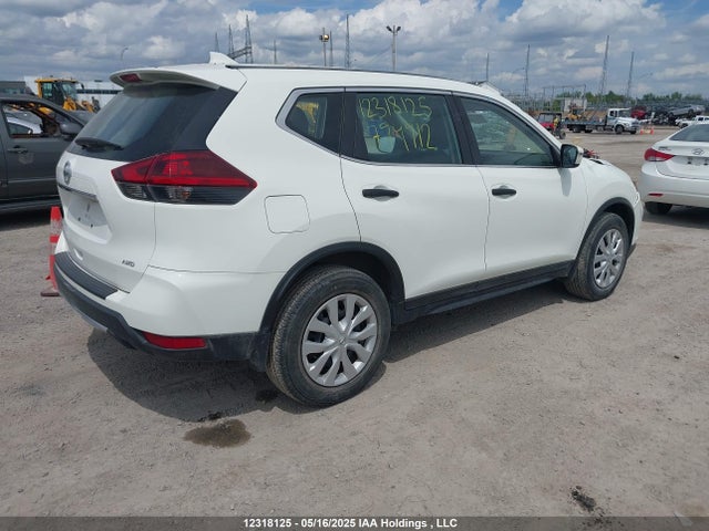5N1AT2MV9JC794912 Nissan Rogue
