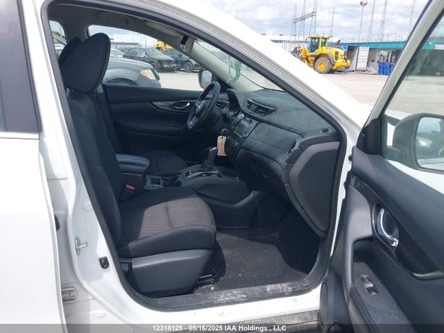 5N1AT2MV9JC794912 Nissan Rogue
