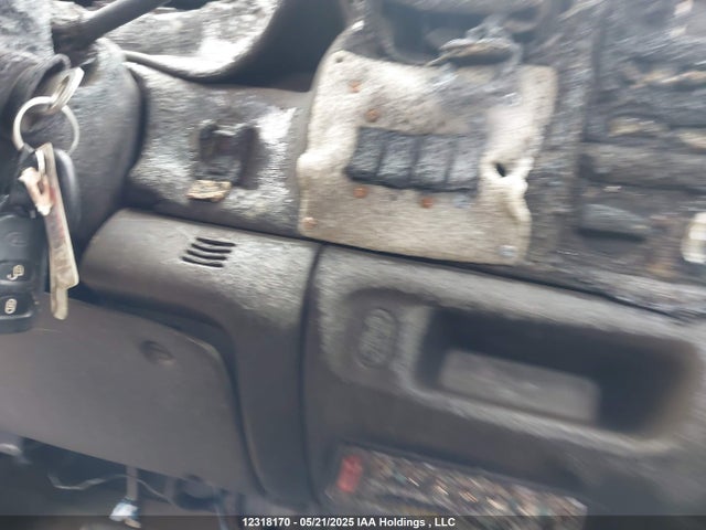 12318170 :رقم المزاد ، 1FDXF46S64ED42053 vin ، 2004 Ford F-450 Xl/xlt مزاد بيع