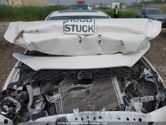 12318210 :رقم المزاد ، JM1BPACL1M1332500 vin ، 2021 Mazda 3 Preferred مزاد بيع
