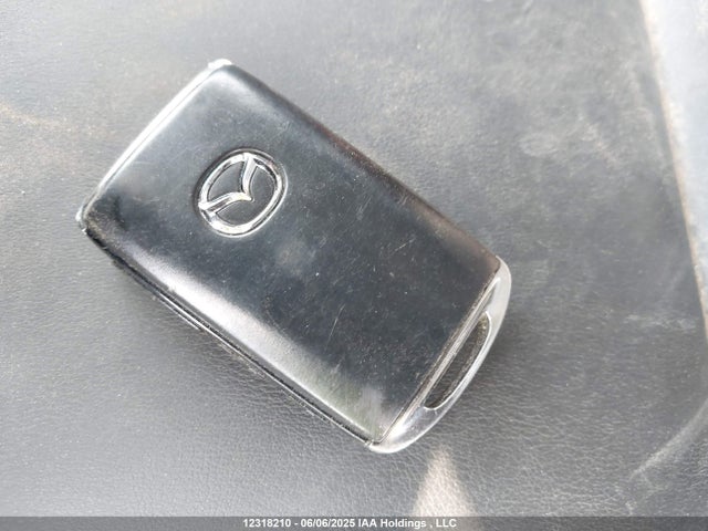 JM1BPACL1M1332500 Mazda 3 Preferred