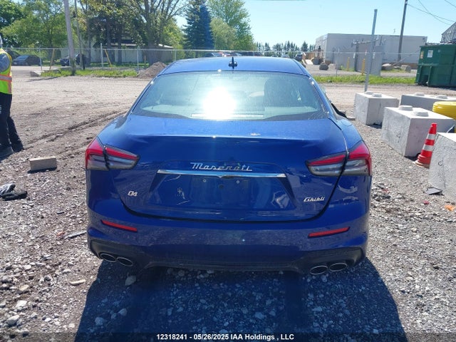 ZAM57YTM9NX399824 Maserati m156e