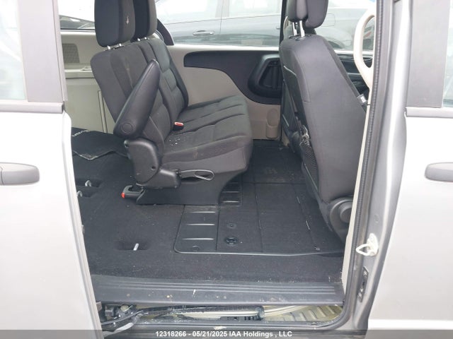 2C4RDGBG3JR245008 Dodge Grand Caravan