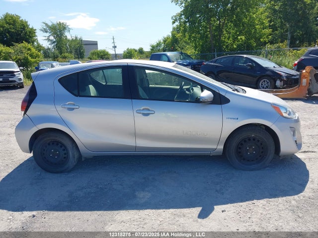 JTDKDTB30G1125946 Toyota 1nz-fxe+1lm