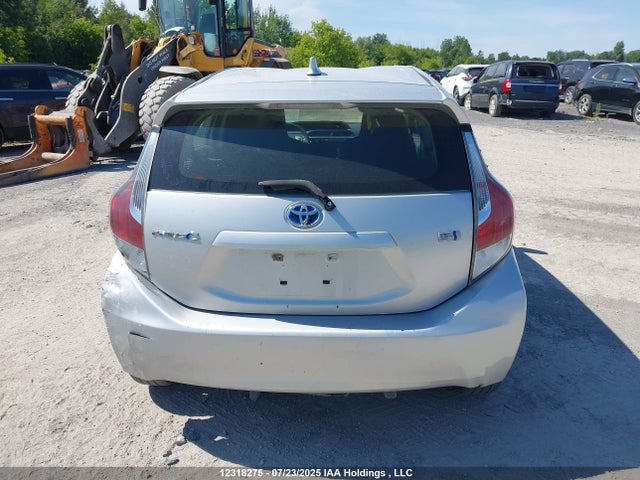 JTDKDTB30G1125946 Toyota 1nz-fxe+1lm