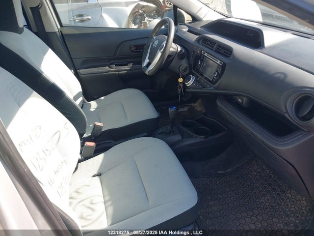 JTDKDTB30G1125946 Toyota 1nz-fxe+1lm