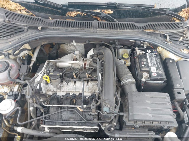 3VWE57BU7KM160583 Volkswagen Jetta 1.4 Tsi Highline
