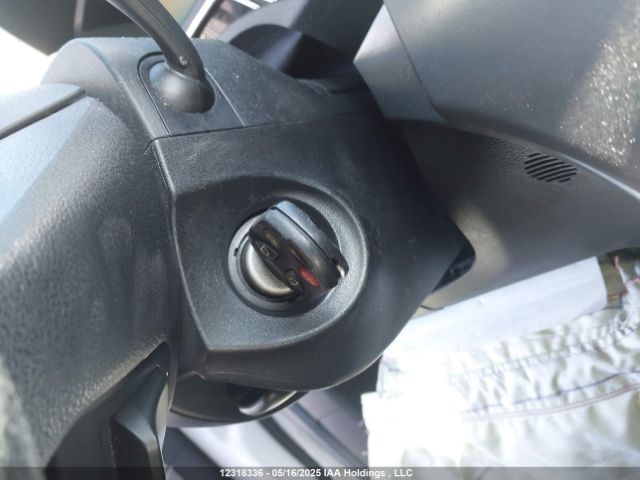 1FMCU0GX3EUE30332 Ford Escape