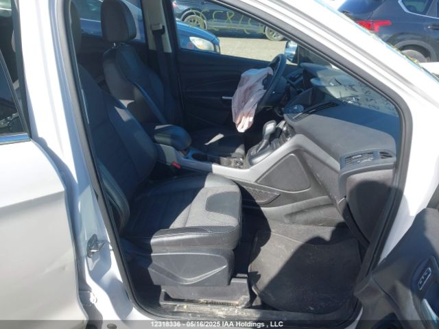 1FMCU0GX3EUE30332 Ford Escape