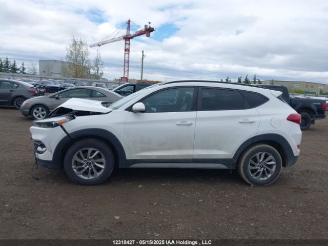 KM8J3CA40JU724887 Hyundai Tucson Limited/sport And Eco/se