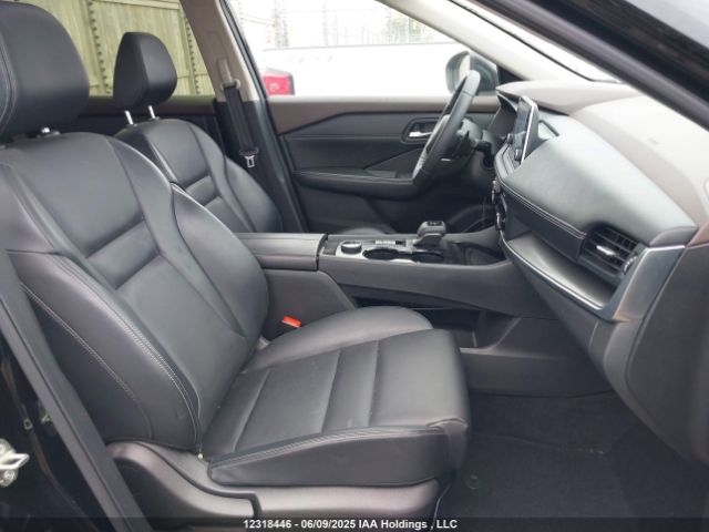 JN8BT3BB8PW197527 Nissan Rogue
