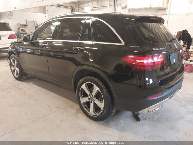WDC0G4KBXKV189015 Mercedes-Benz m274