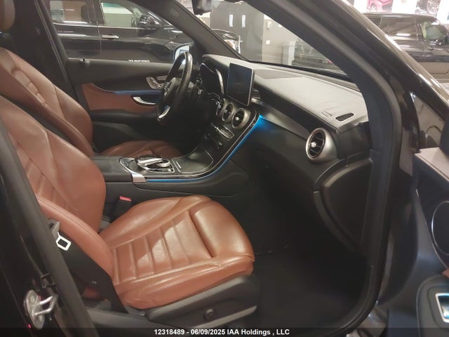 WDC0G4KBXKV189015 Mercedes-Benz m274