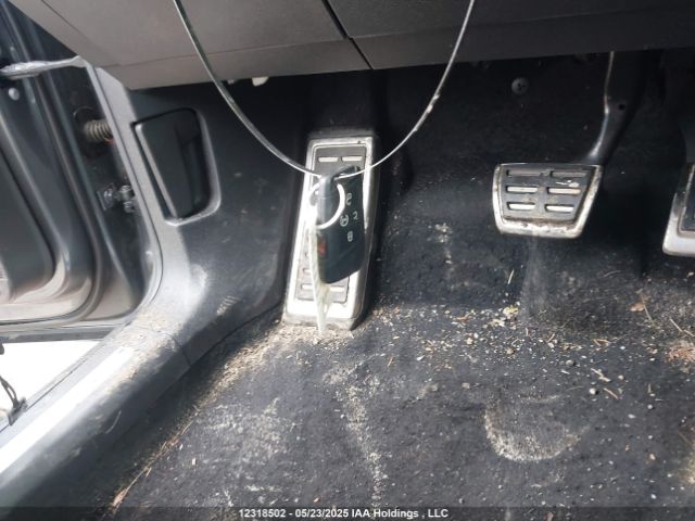 3VV4B7AX2LM122247 Volkswagen Tiguan