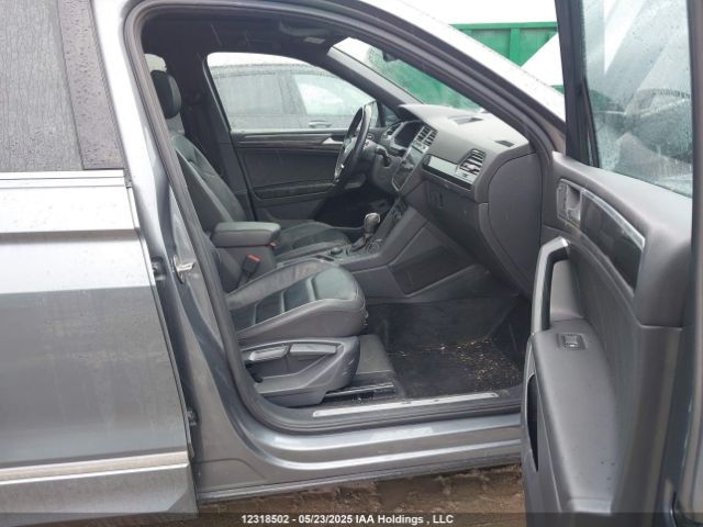 3VV4B7AX2LM122247 Volkswagen Tiguan