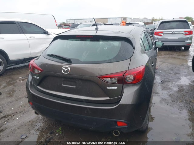 3MZBM1L73FM205469 Mazda pe