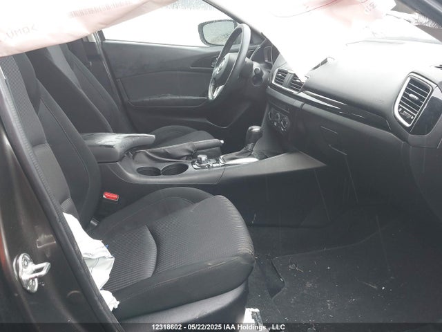 3MZBM1L73FM205469 Mazda pe
