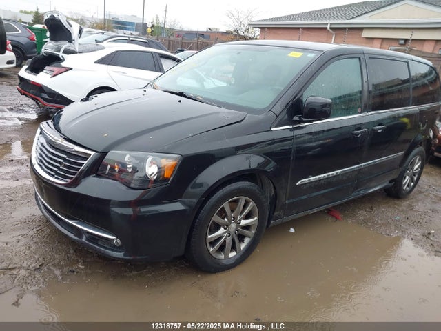 2C4RC1HG8GR158401 Chrysler Town and Country