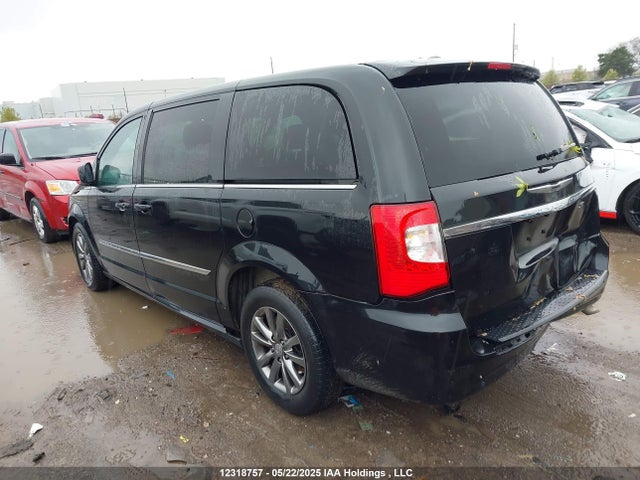 2C4RC1HG8GR158401 Chrysler Town and Country