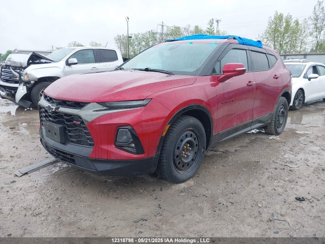 3GNKBJRS0KS677632 Chevrolet lgx